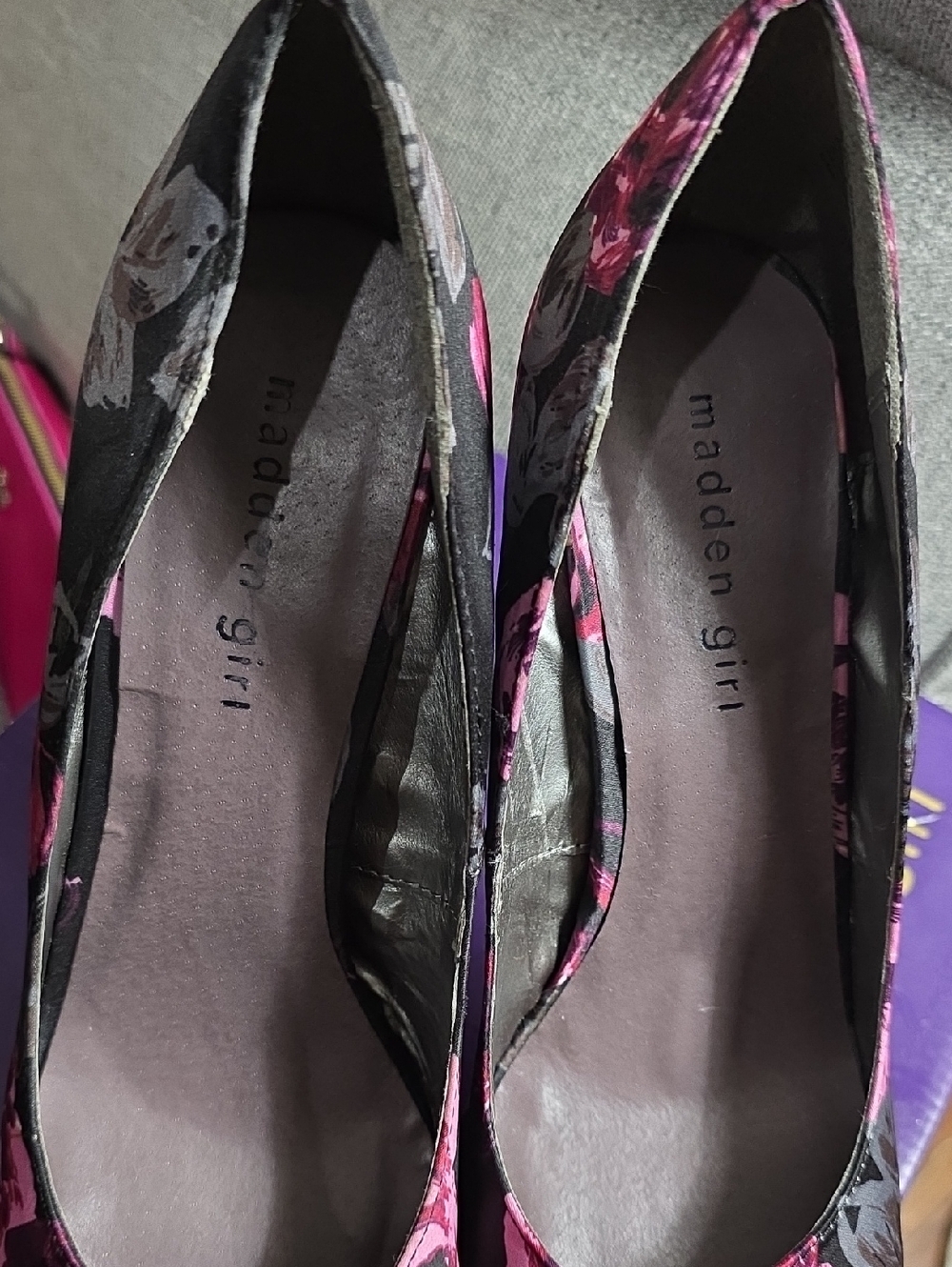 Heels - Picture 7 of 8